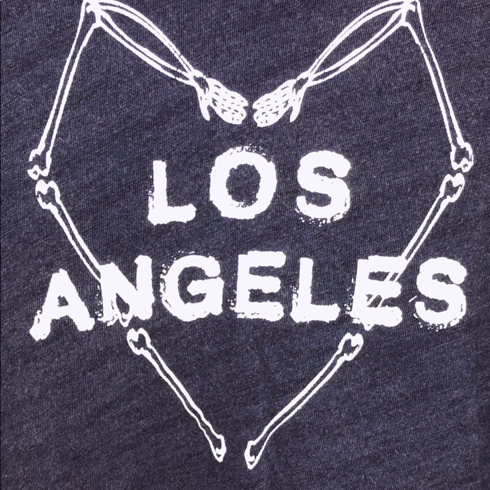 Kendall & Kylie Tee - Picture 5 of 7